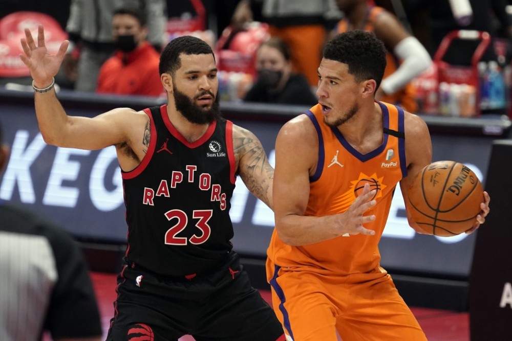 浙江解说：王钰栋续约有一些经济上的损失 成国内顶尖后再留洋.