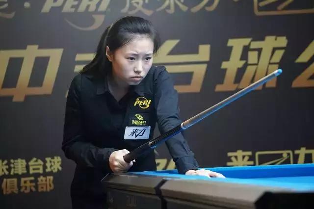 的底线击球 的底线击球